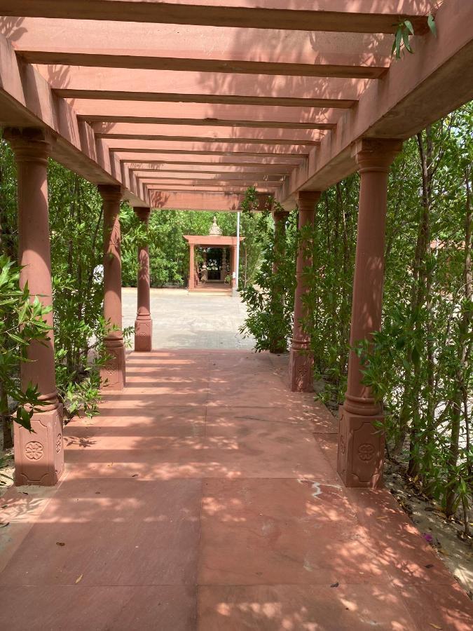 City The Village Beach Resort Laeja Exterior foto